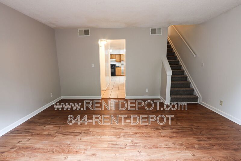 Newly renovated 3-bedroom, 2.5-bath townhome property image