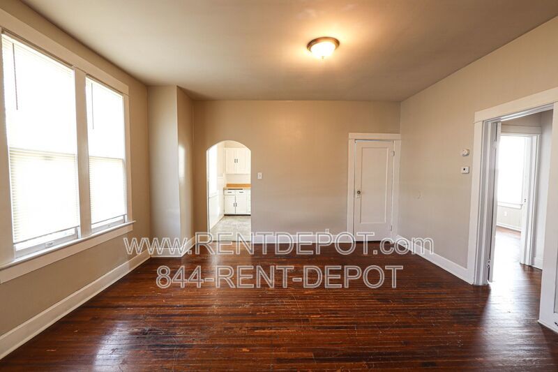4 bedroom 1 bath property image