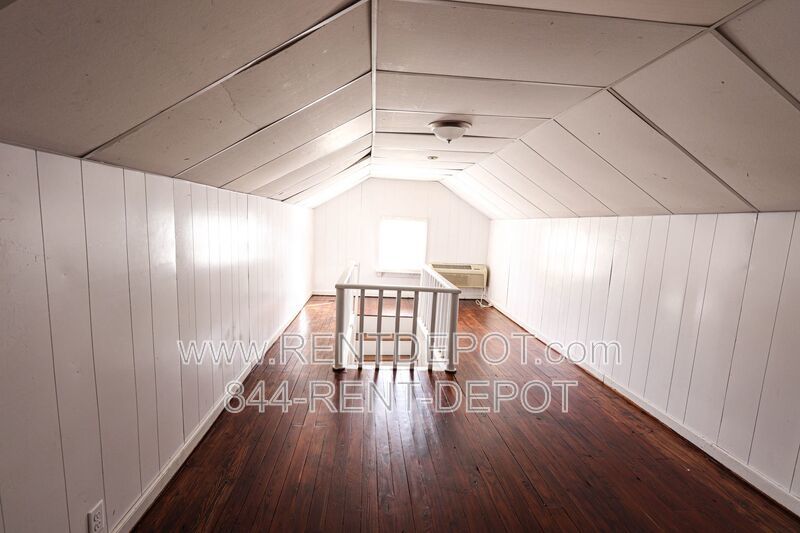 4 bedroom 1 bath property image