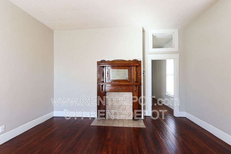 Newly Renovated 1 bedroom House ***Not Section 8 Approved*** property image