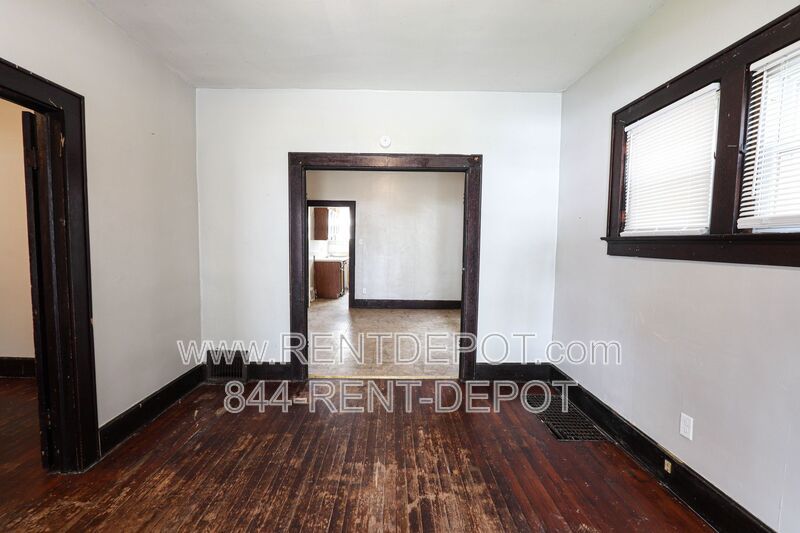 Inviting 2-bedroom, 1-bathroom home property image