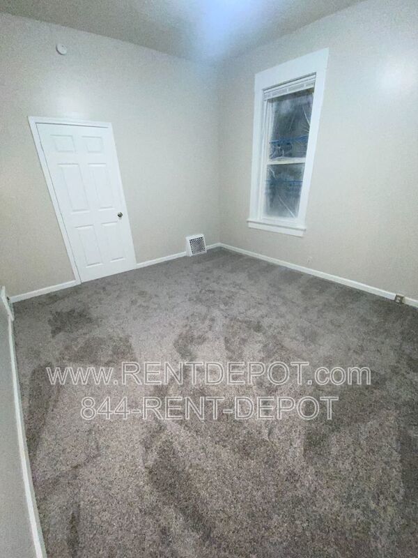 4 bedroom, 2 bath property image