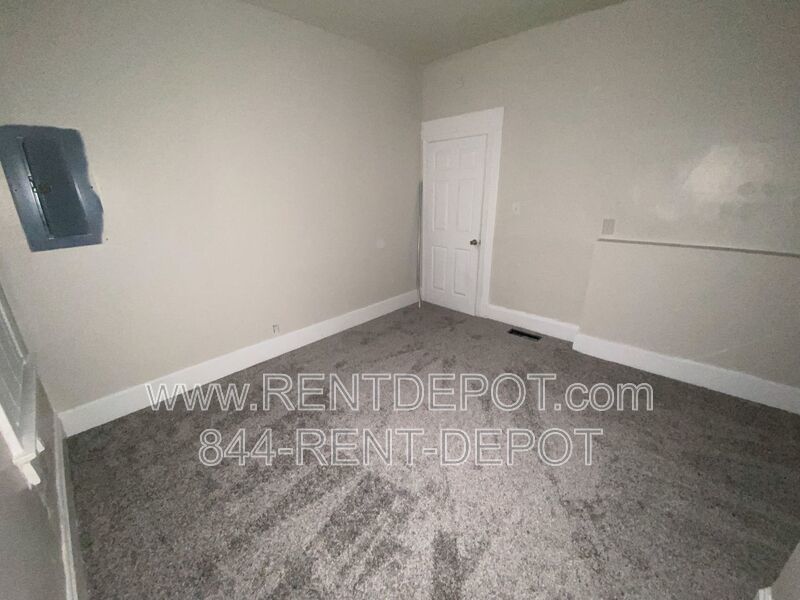 4 bedroom, 2 bath property image