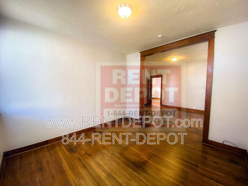 Updated 2-bedroom, 1-bath home property image