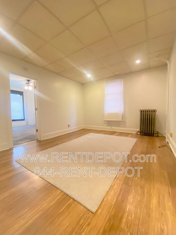 Remodeled 1-bedroom, 1-bath apartment property image