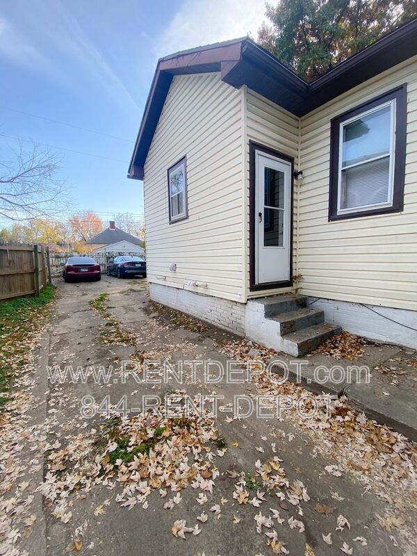 1-bedroom, 1-bathroom apartment property image