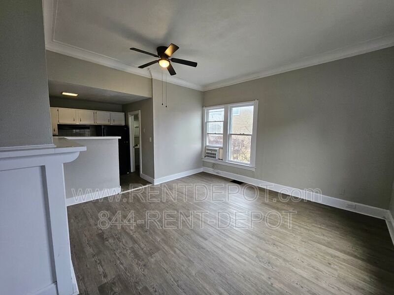 Charming 1 Bedroom, 1 Bath Rental property image