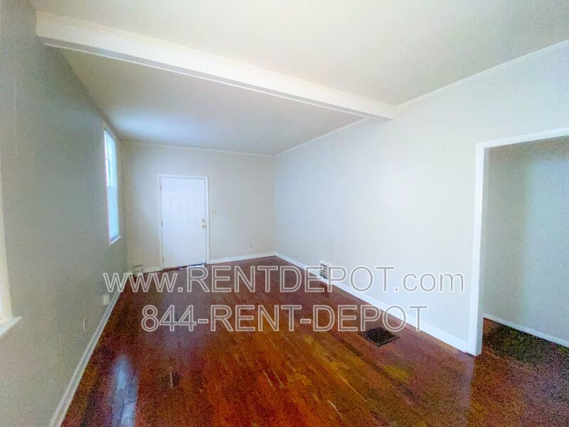 COMING SOON: 3 Bedroom/1 Bathroom House For Rent property image