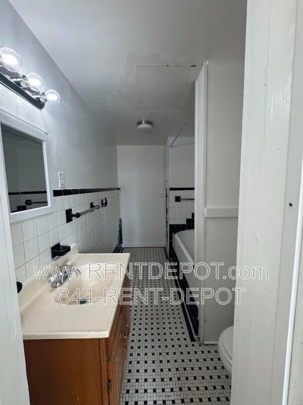 All Utilities Paid! 1 bedroom apartment property image