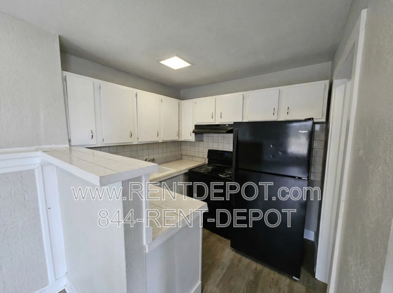 Charming Downtown Studio Apartment property image