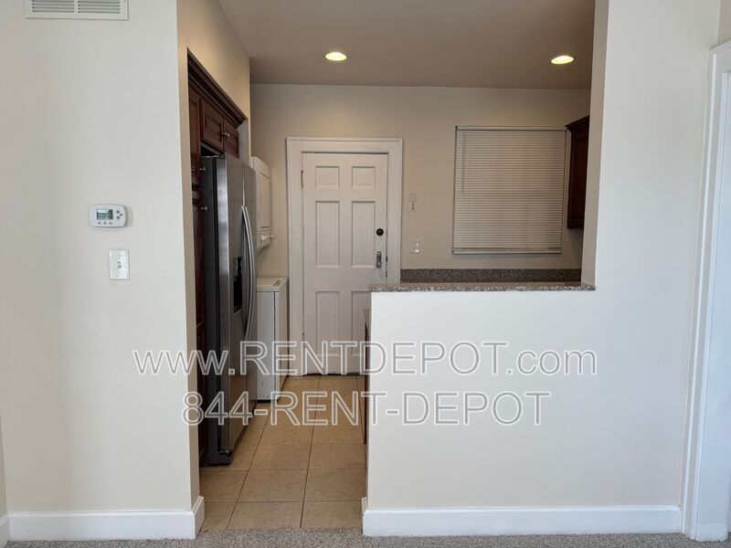 Rare Opportunity! Welcome to Alvord Blvd! property image