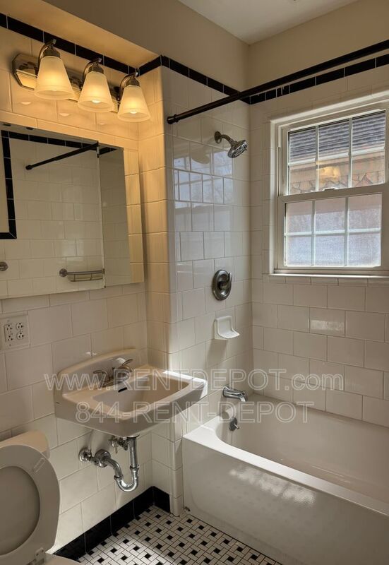 Rare Opportunity! Welcome to Alvord Blvd! property image