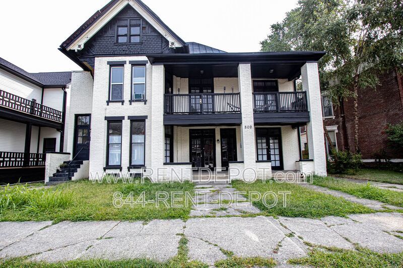 800 SE 2nd St Unit B property image
