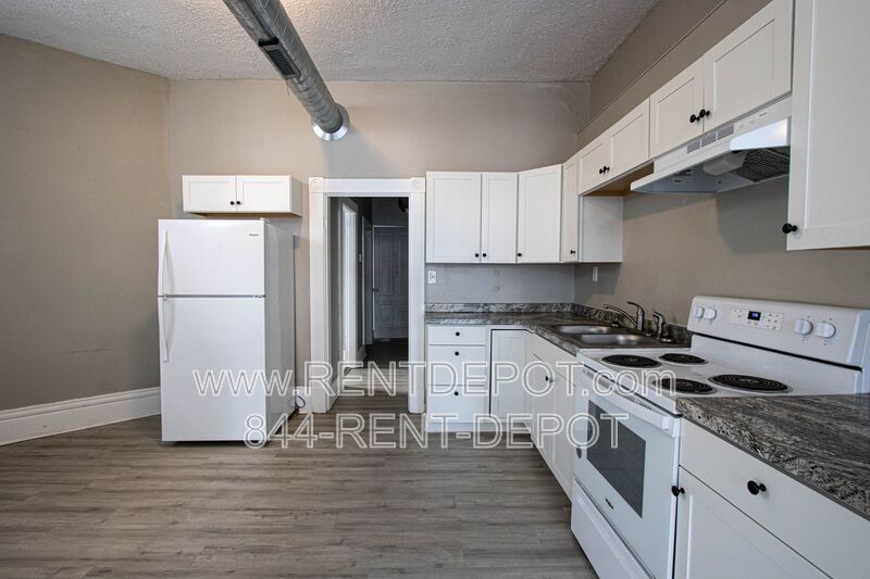 800 SE 2nd St Unit B property image