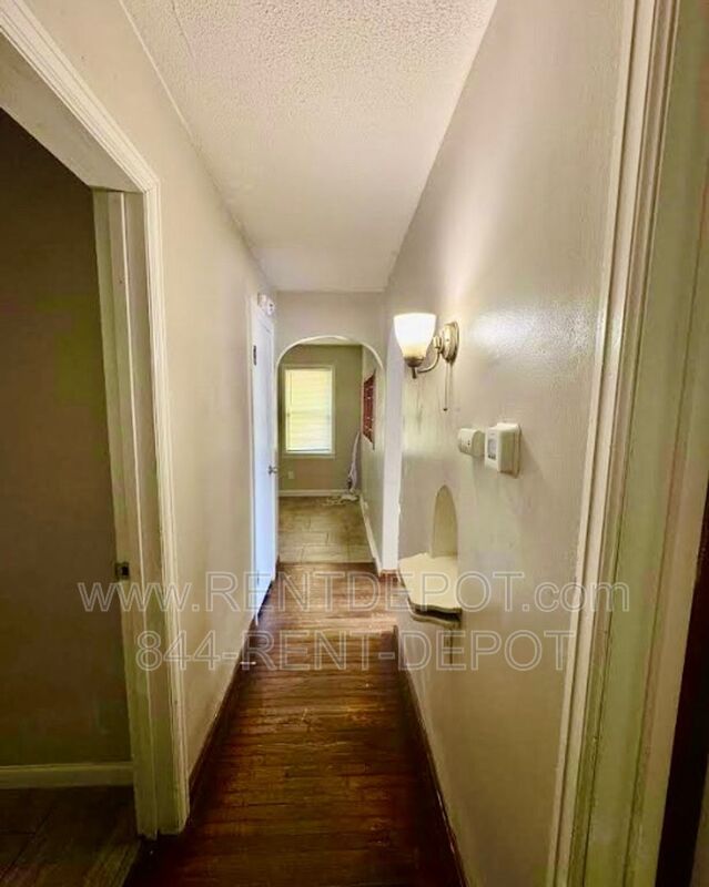 2 Bedroom/1 Bathroom House For Rent property image