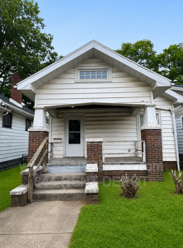 Comfortable 1 Bedroom Home with Yard Space property image