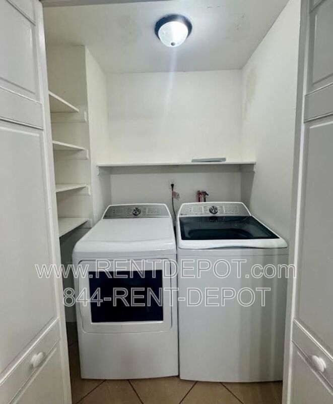 Move-In Ready 4 Bedroom, 2 Bath Rental property image