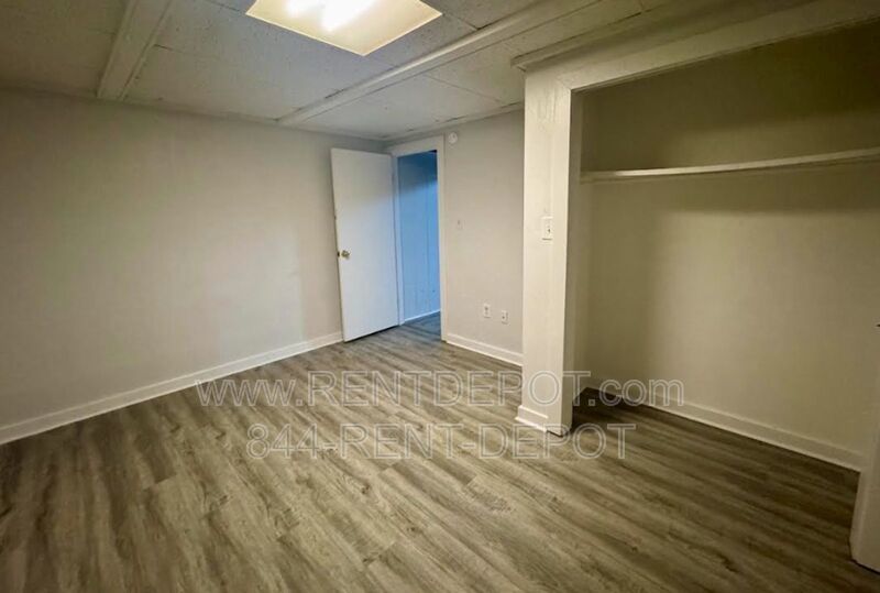 Move-In Ready 4 Bedroom, 2 Bath Rental property image