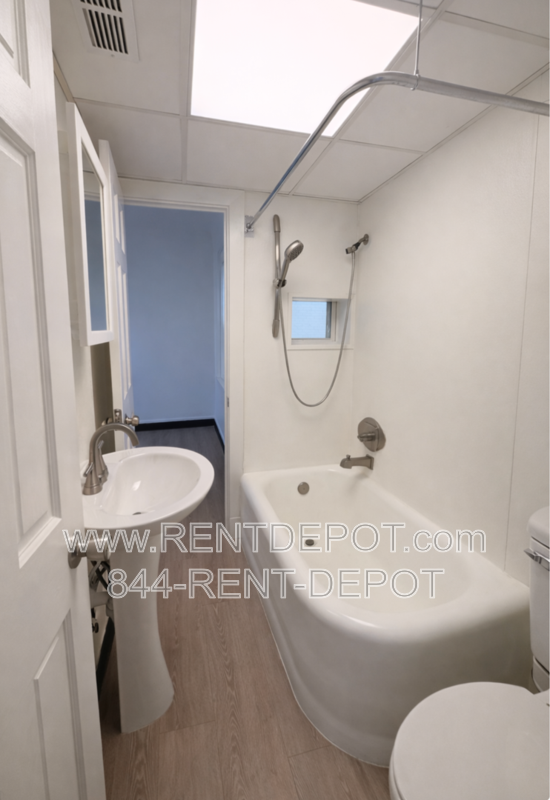 Free Applications this week! Haynies Corner Arts District, Remodeled Unit! Haynies Corner Arts District, Remodeled Unit! property image