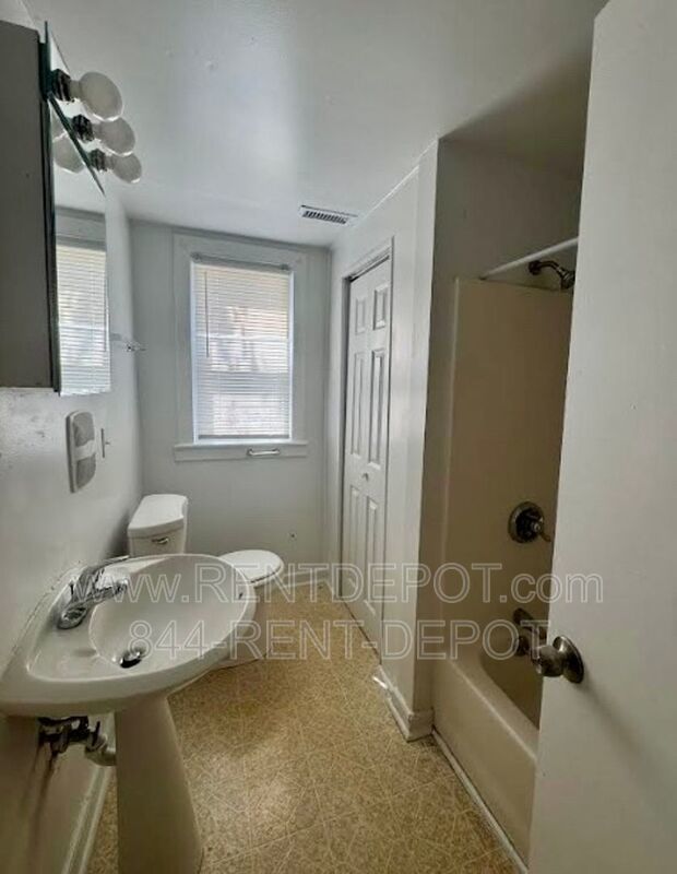 Large 4 Bedroom Home For Rent property image