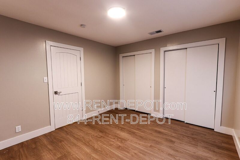 Free Applications this week! All new unit. Quartz countertops, white shaker cabinets, stainless appliances.... property image