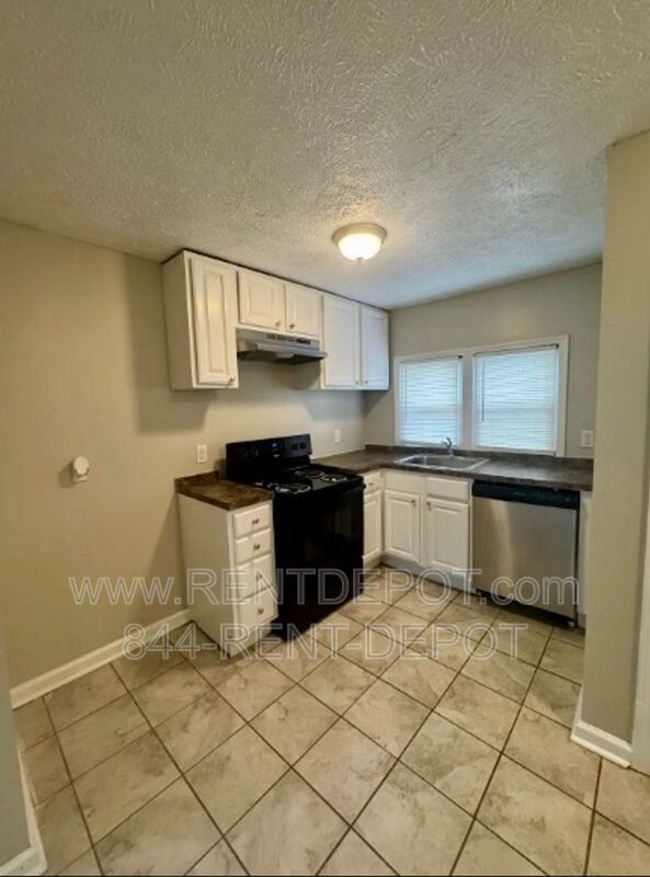 Updated 3 Bedroom, 1 Bath Home with Spacious Backyard – Available Now property image