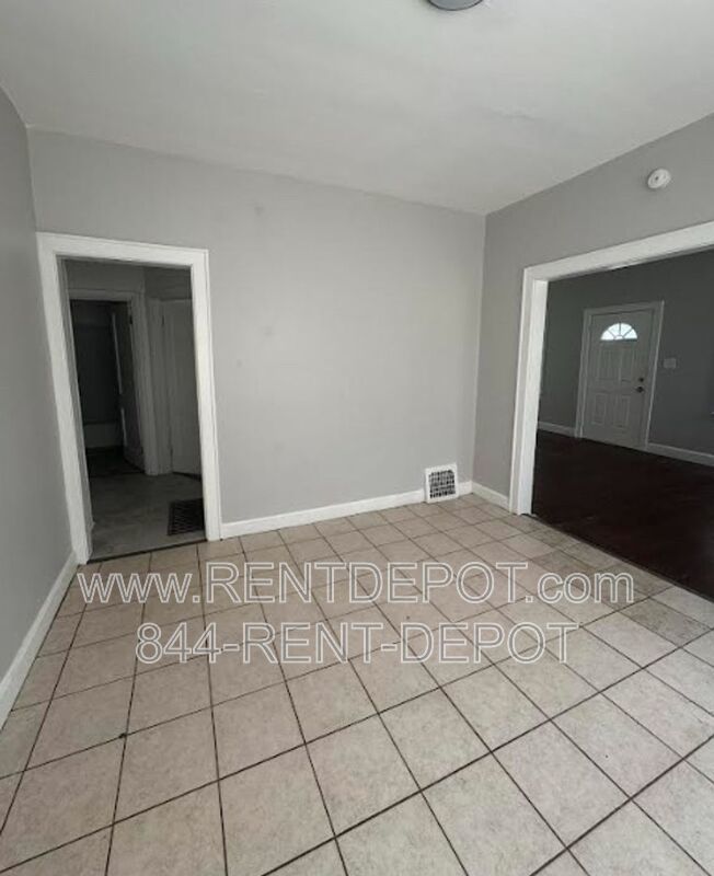 4 bed/2 bath with 3 car garage property image