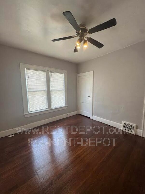 621 Covert Ave property image