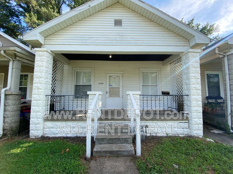 2 Bedroom with 1 car garage property image
