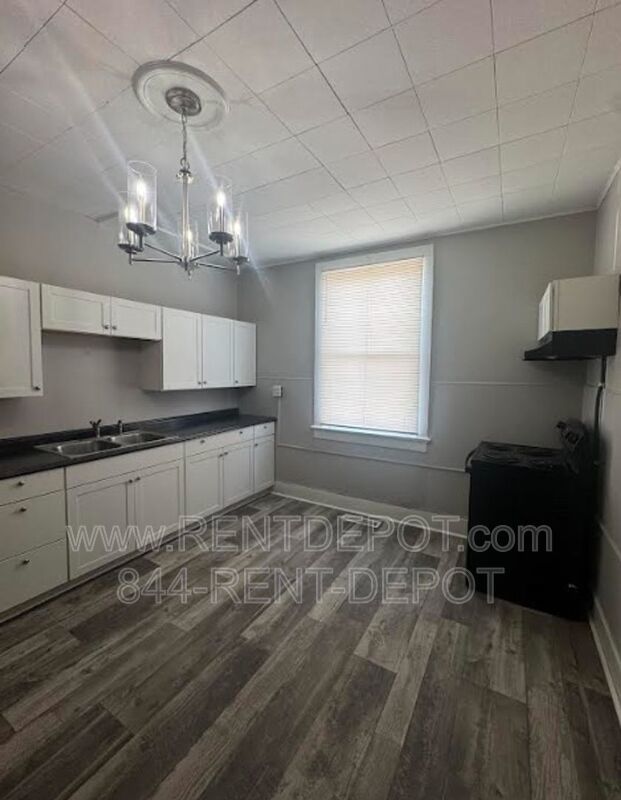 801 - 805 Hess Ave, Evansville, IN 47712 - 801 property image