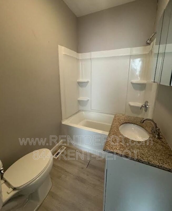 801 - 805 Hess Ave, Evansville, IN 47712 - 801 property image