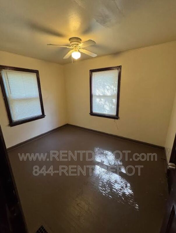 Newly Renovated 2-Bedroom Townhouse Near Schools & Highway Access! property image