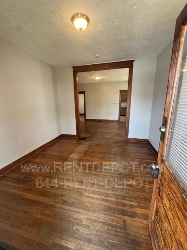 Updated 2-bedroom, 1-bath home property image