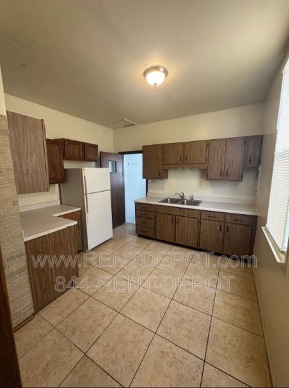 Updated 2-bedroom, 1-bath home property image