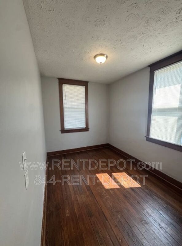 Updated 2-bedroom, 1-bath home property image