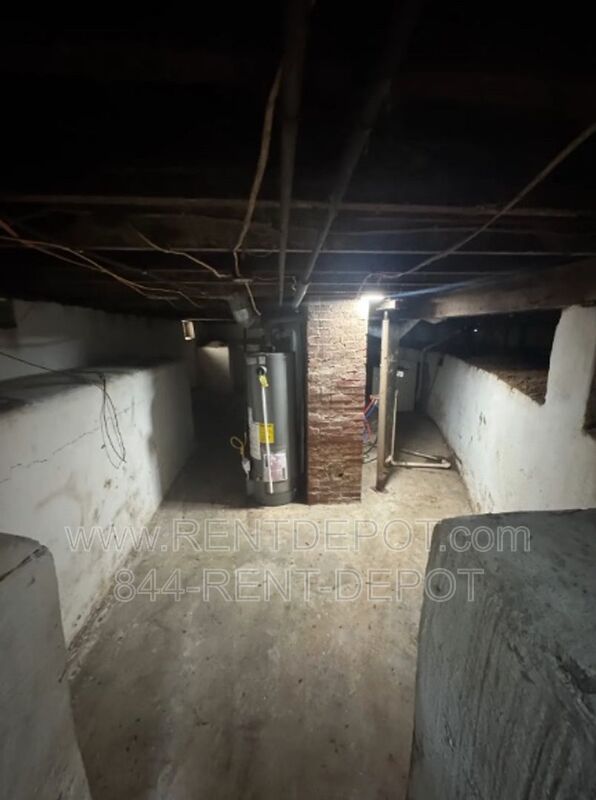 Updated 2-bedroom, 1-bath home property image