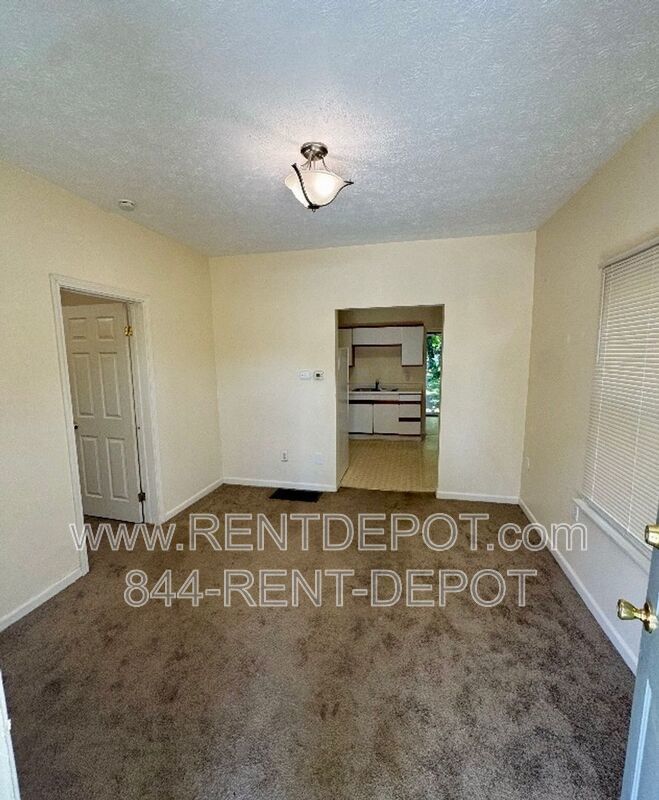 Adorable 2 Bedroom Bungalow For Rent property image